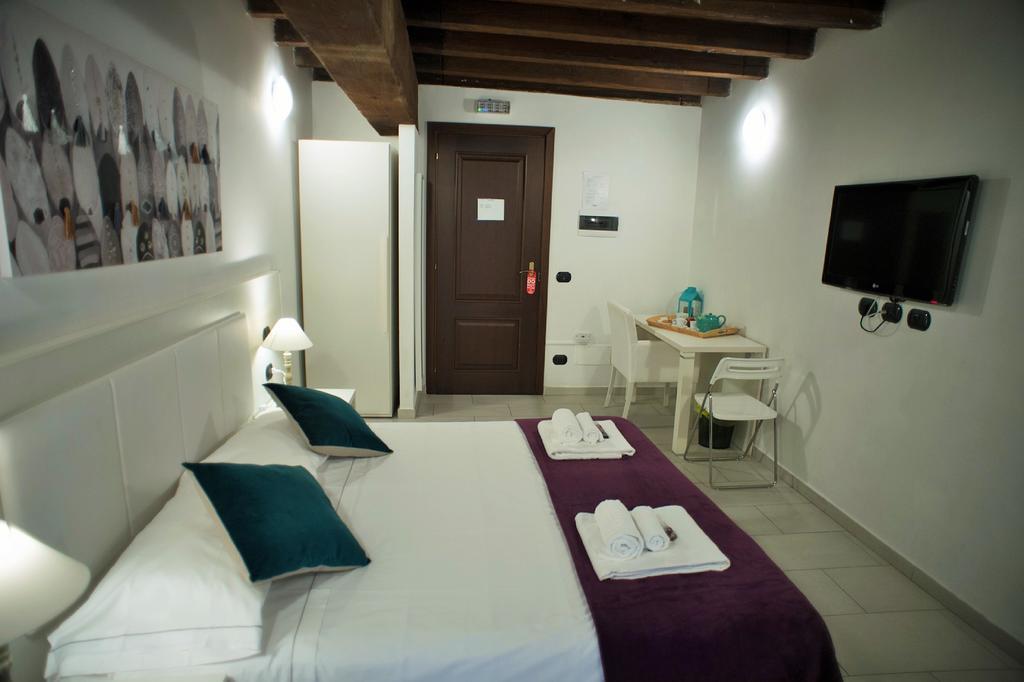 Flowers Apartments Rome Exterior photo