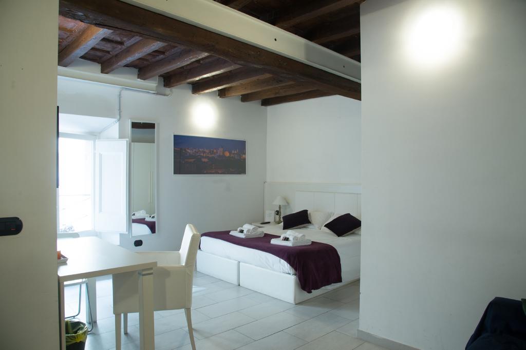Flowers Apartments Rome Exterior photo