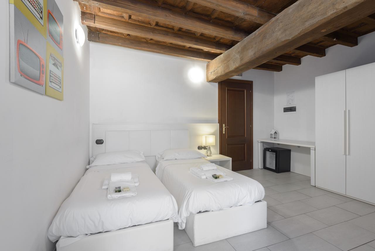 Flowers Apartments Rome Exterior photo